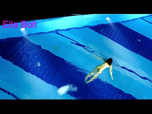 ❤️ నేను చూడటం ఆపలేను, ELLA BOLT రిసార్ట్ పూల్లో నగ్నంగా ఈత కొడుతూ దొరికిన యువ అందగత్తె పోర్నో vk te.mysexgamer.ru ❤